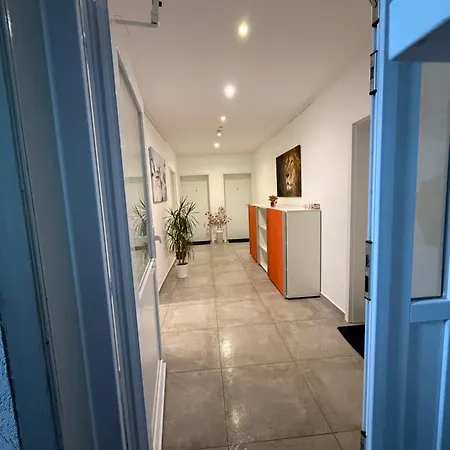 Homestay Schoenes Zimmer-2 Stuttgart-mitte Stuttgart