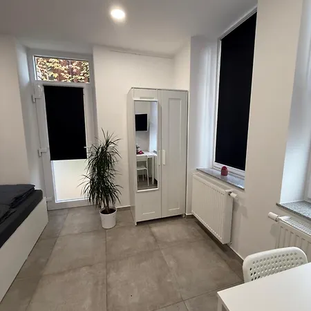 Schoenes Zimmer-2 Stuttgart-mitte *