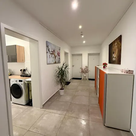 בית אירוח Schoenes Zimmer-2 Stuttgart-mitte