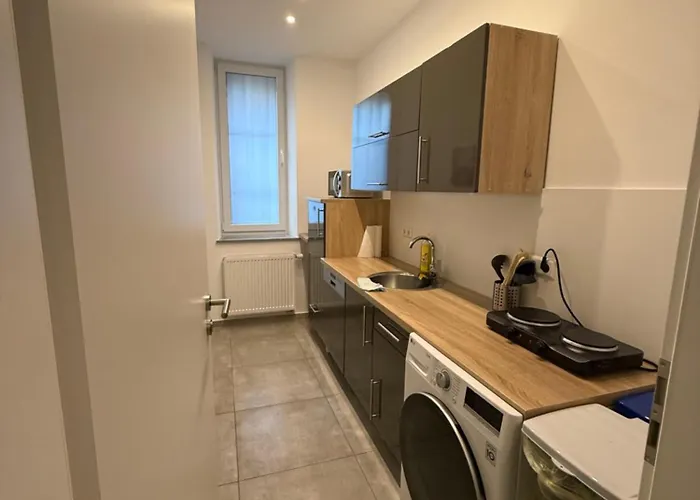 Schönes Zimmer-2 In Stuttgart-mitte Stuttgart