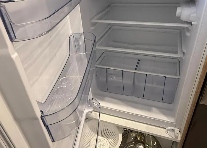 Schönes Zimmer-2 In Stuttgart-mitte Stuttgart