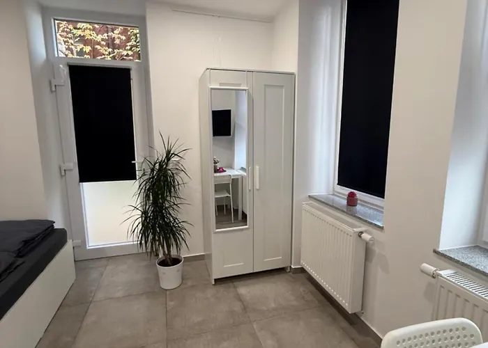 Schönes Zimmer-2 In Stuttgart-mitte *