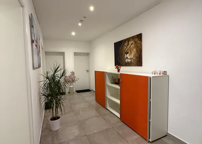 Schoenes Zimmer-2 Stuttgart-mitte Quarto em Acomodações Particulares Estugarda